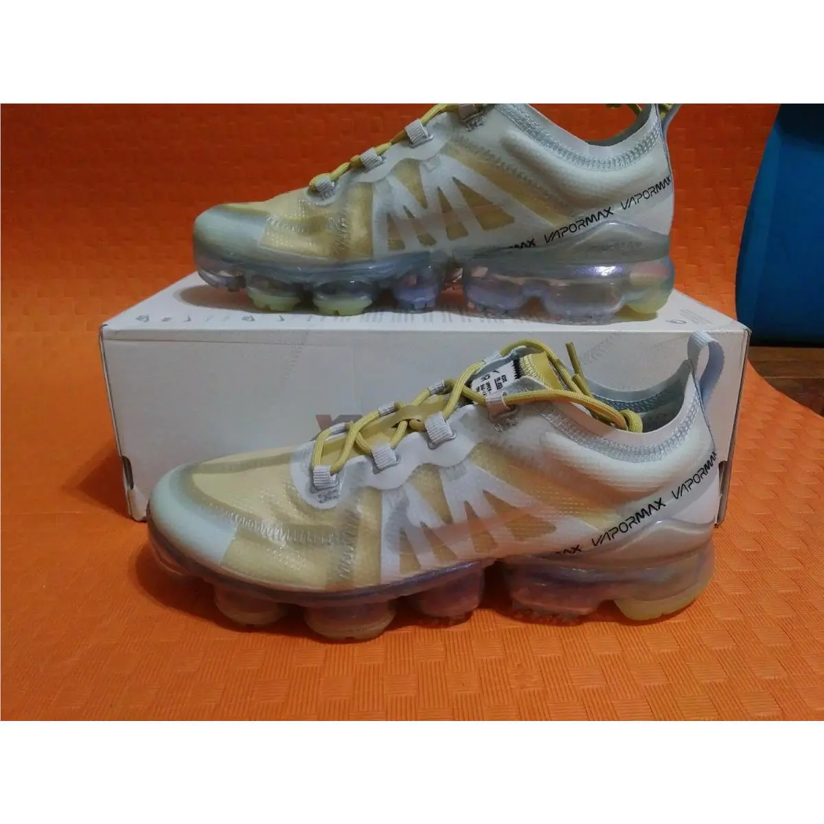 Nike Air Vapormax 2019 Premium Women`s Running Shoes AT6817 302 Sz8.5no Top Box