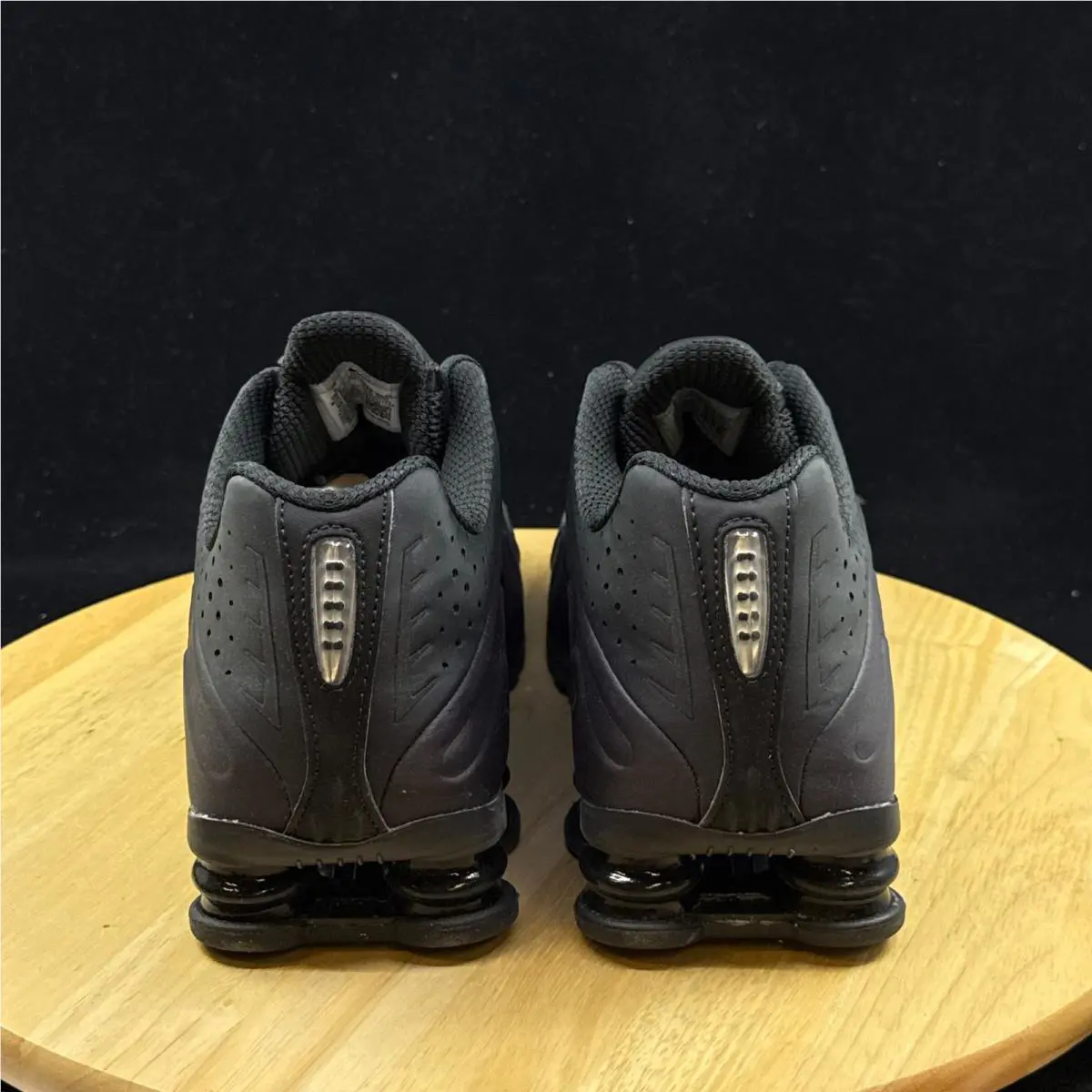 Nike shoes - Black 2
