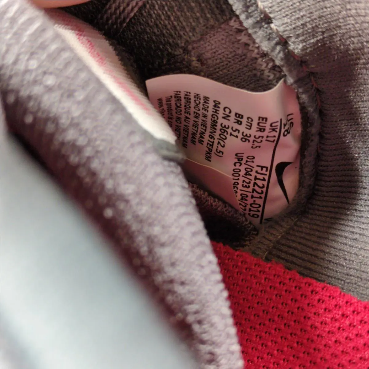 Nike shoes - FJ122101918 - FJ1221-019 18 - Gray 4