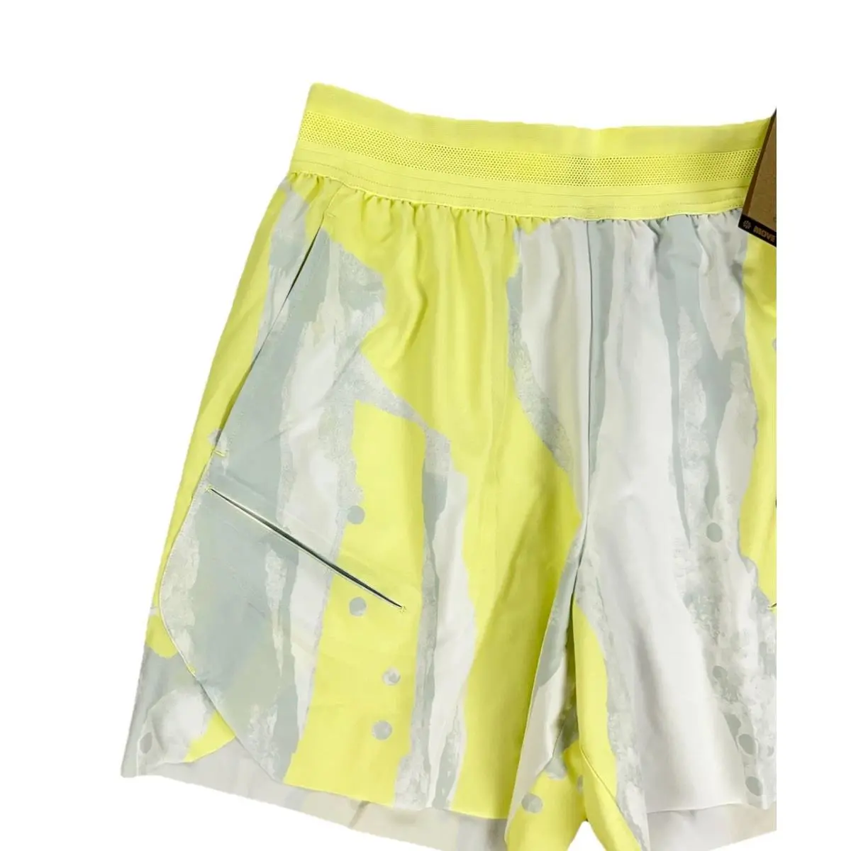 Nike clothing - FZ6905-331 - FZ6905-331 - Yellow (UPC: 197860137677) 1