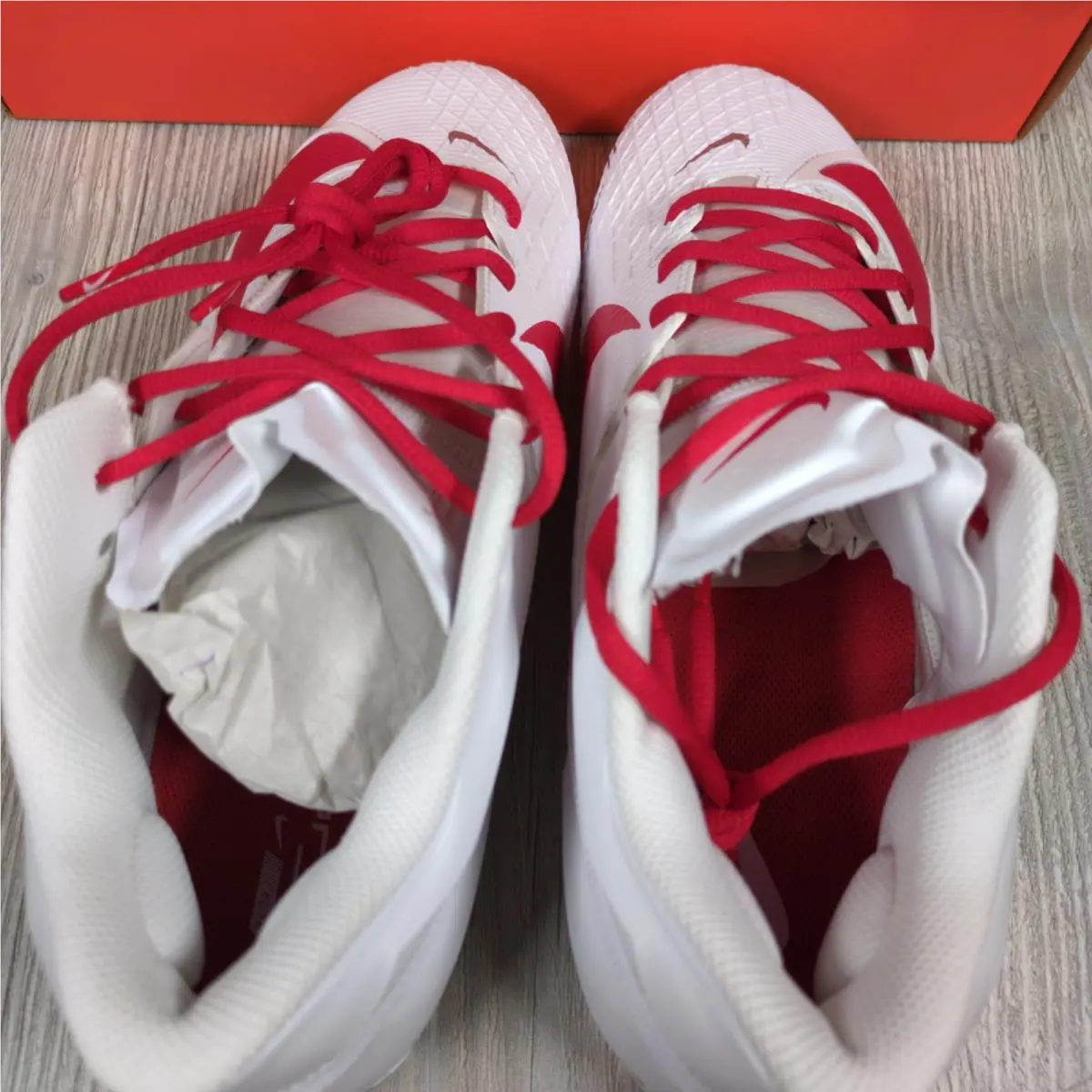 Nike shoes - White 3