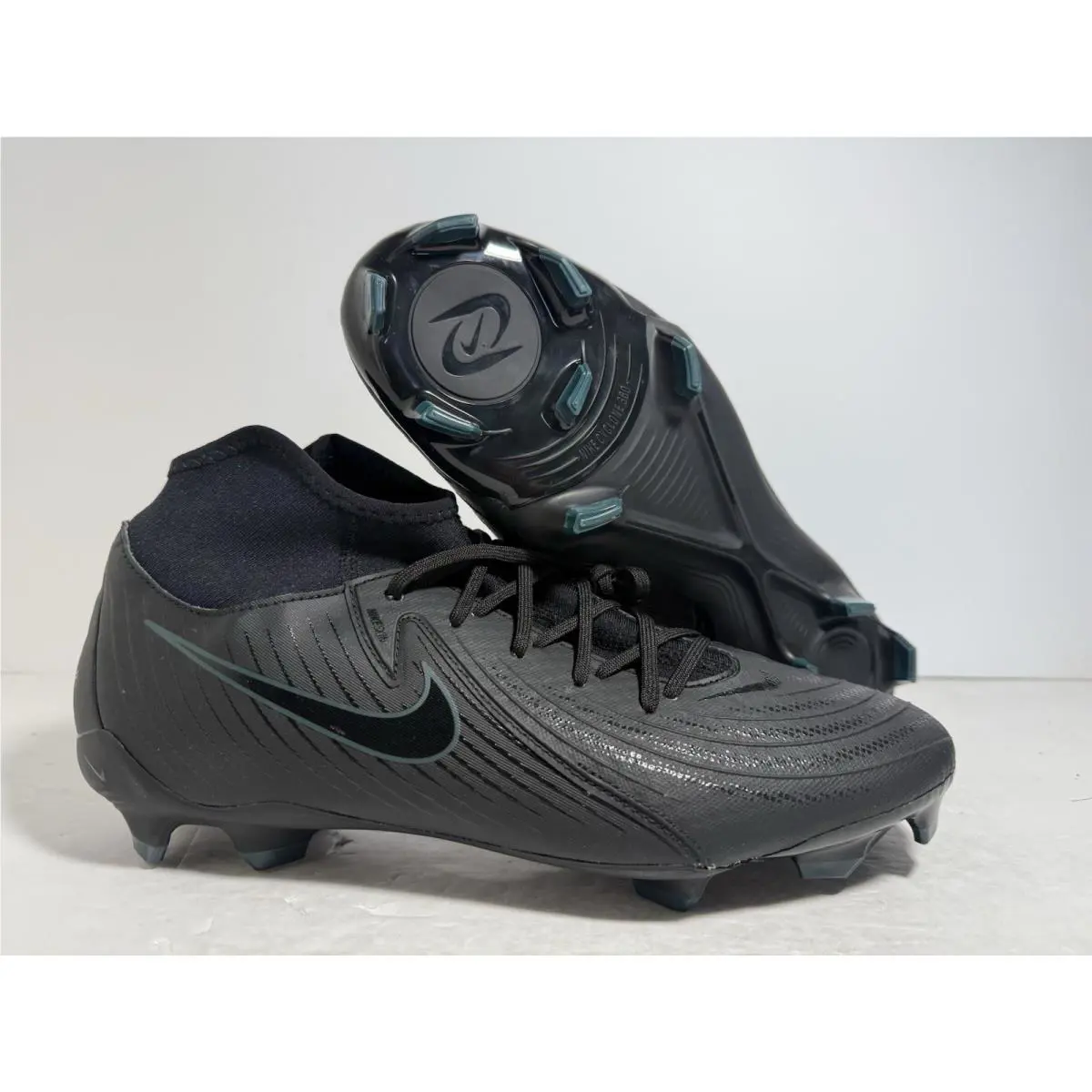 Mens Size 12 Nike Phantom Luna 2 Academy Fg/mg FD6725 002 Soccer Cleats