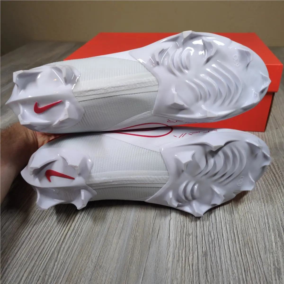 Nike shoes - FN7759106 - FN7759-106 - White 4