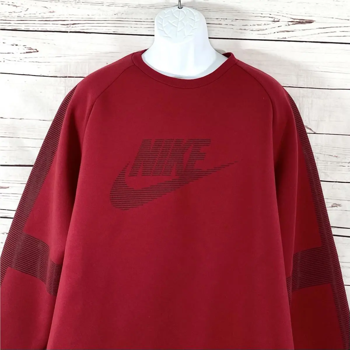 Nike clothing - 928569-608 - 928569-608 - Red 1