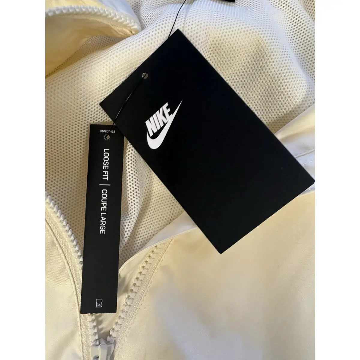 Nike clothing - Butter Yellow 9