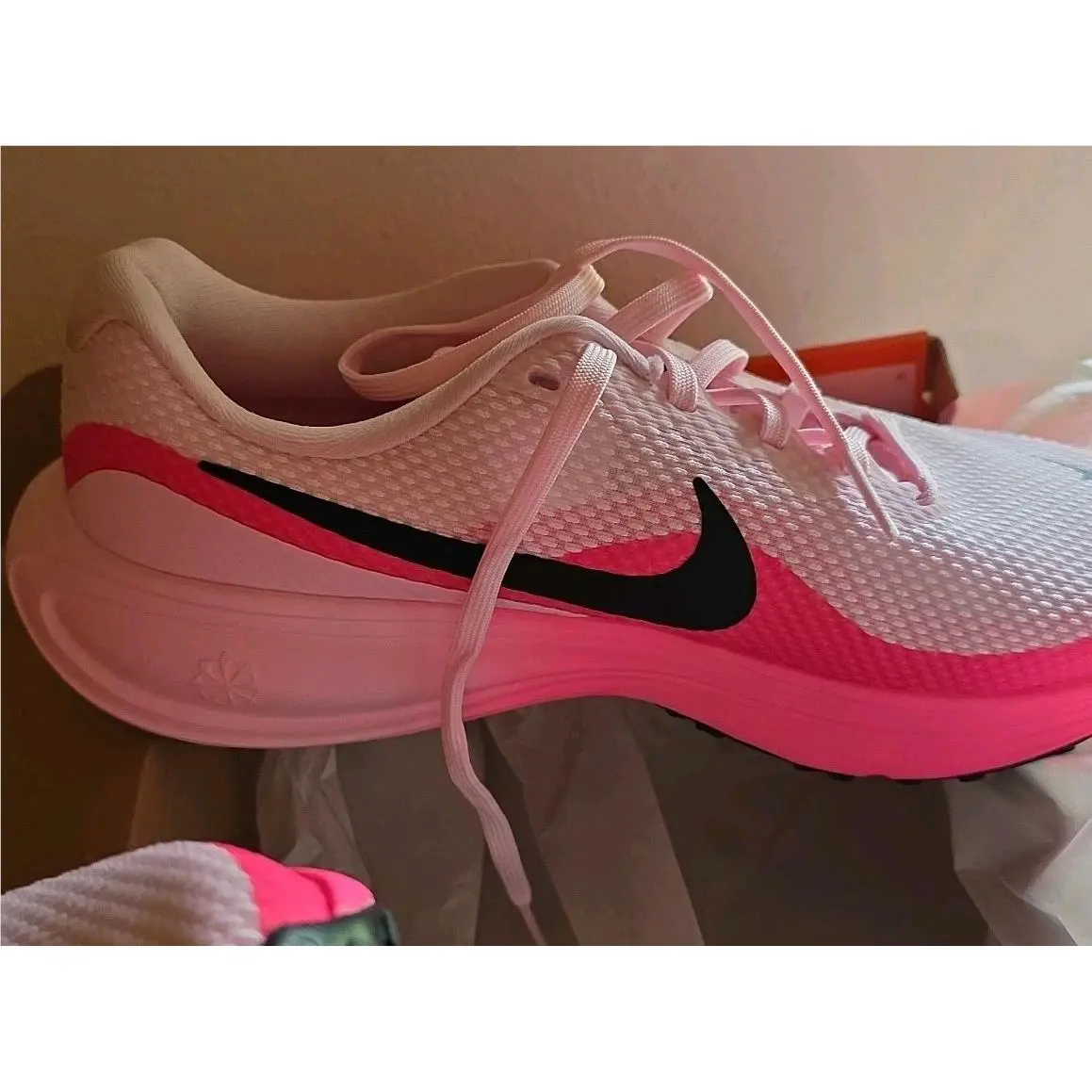 Nike shoes - Nike Revolution - Revolution - Pink 8