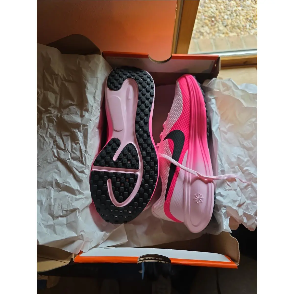Nike shoes - Nike Revolution - Revolution - Pink 3
