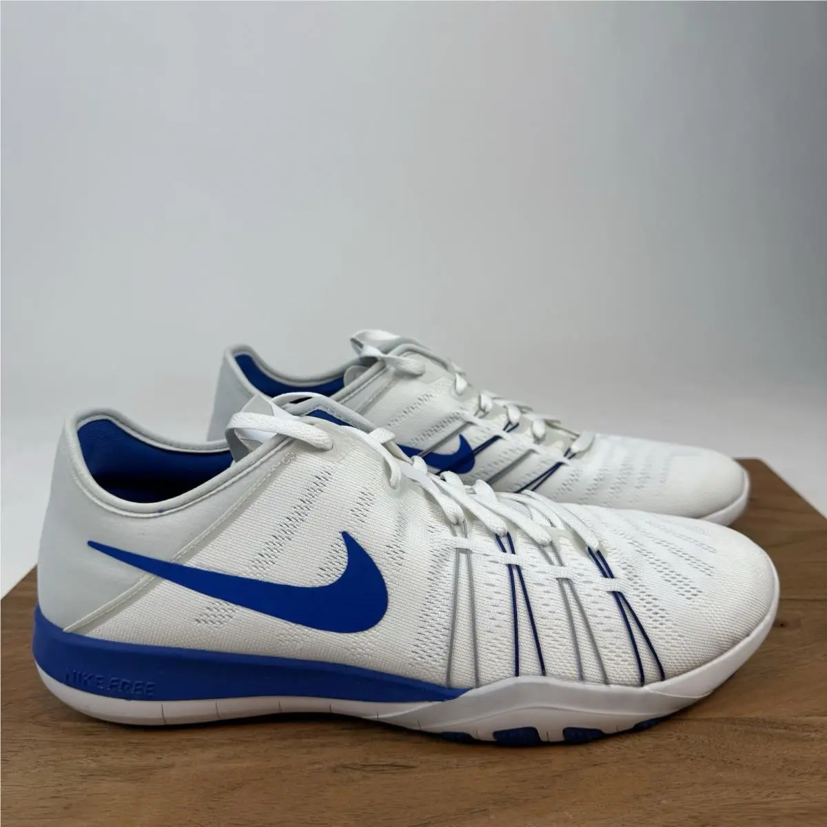 Womens Nike Free TR 6 White Game Royal Training Sneakers Shoes Size 11.5