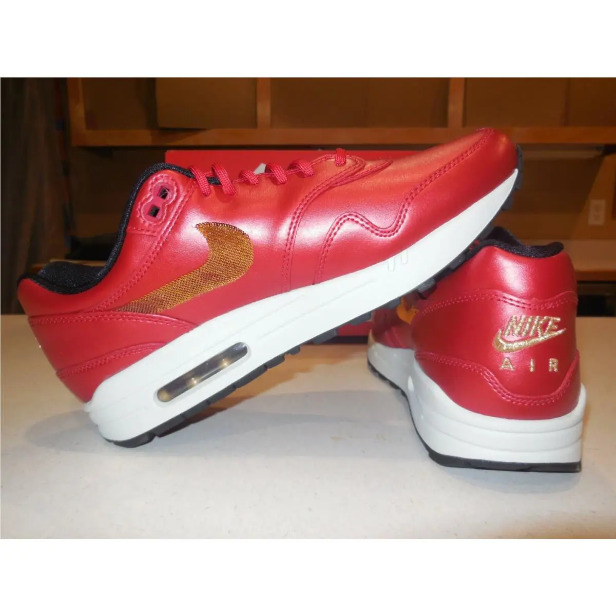 Nike shoes - Red 4