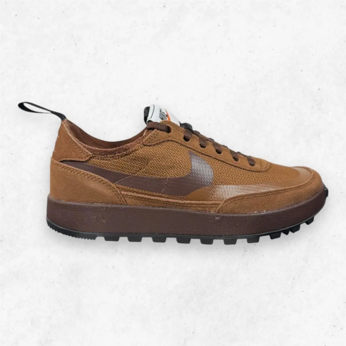 Nike shoes - Brown 0