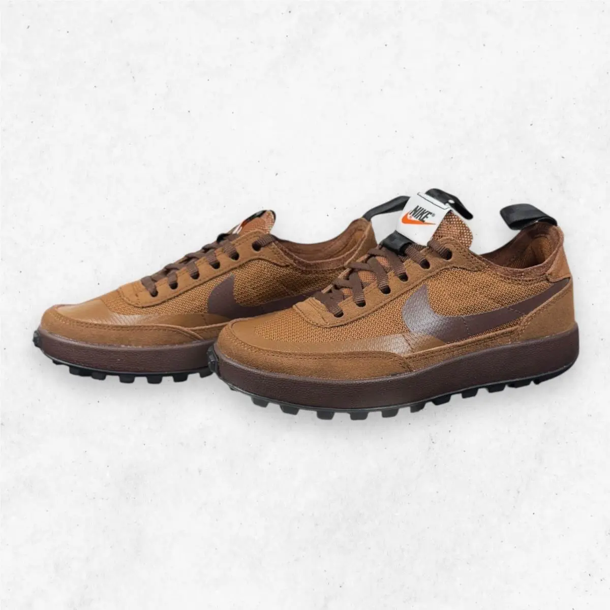 Nike shoes - Brown 3