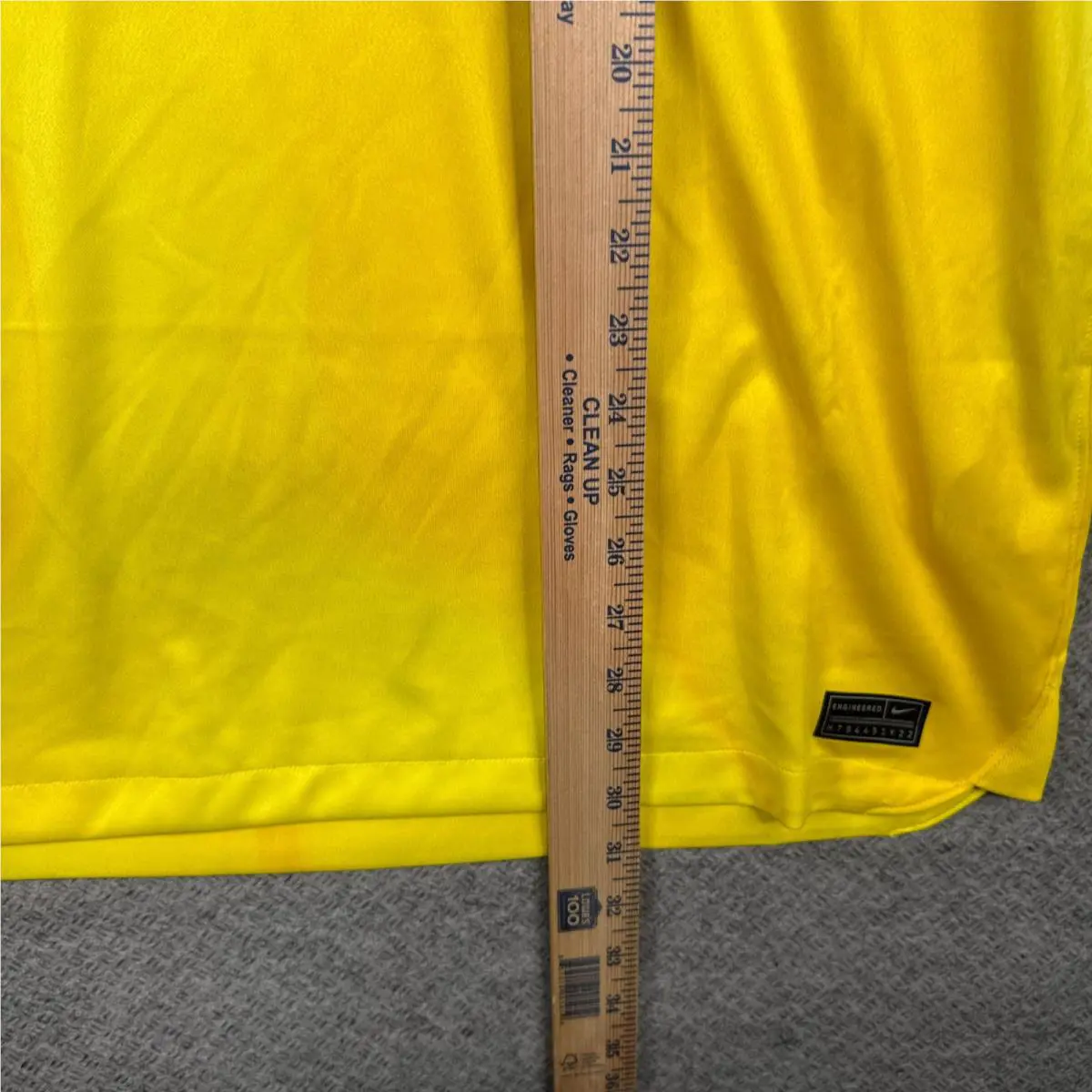 Nike clothing - Yellow 5