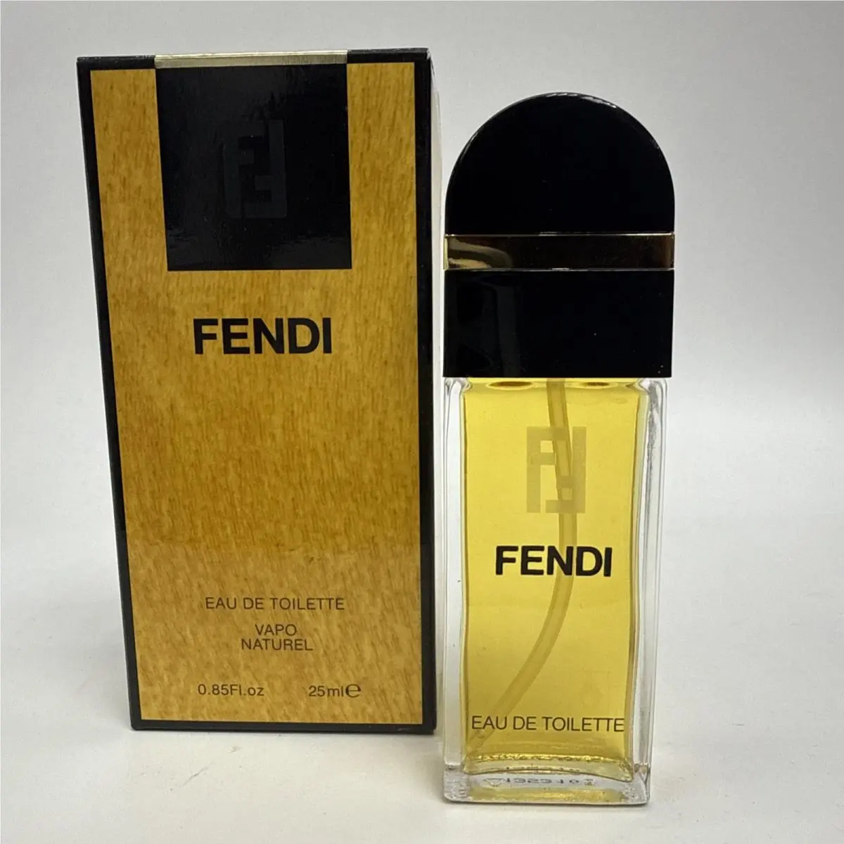 Fendi Women`s Eau de Toilette - 0.85oz/25ml As Seen In The Pictures