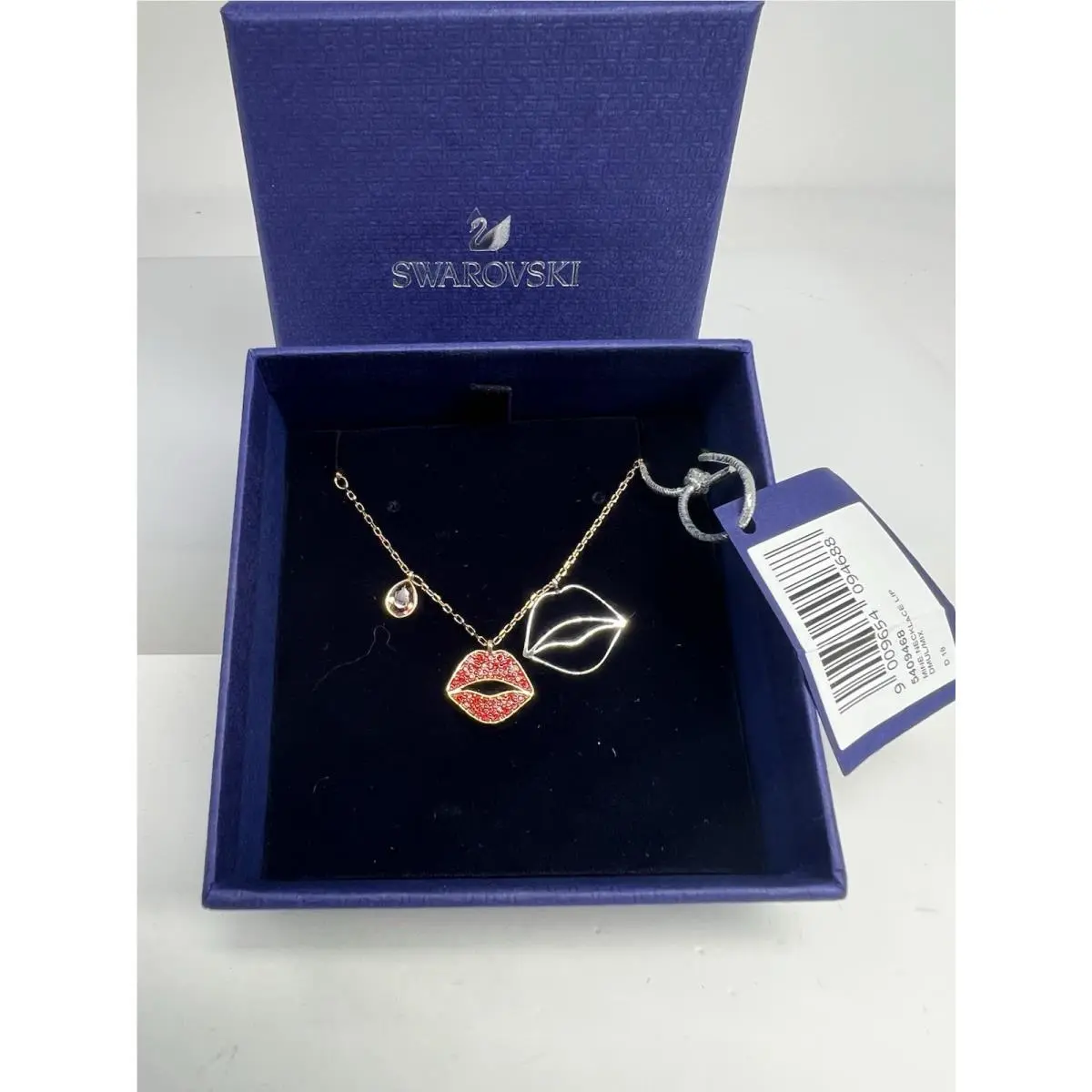 Swarovski Crystal Mine Jewel Lips Pendant Necklace 18” 5409468 Nmib