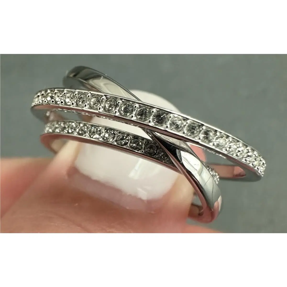 Swarovski Swan Triple Circle Crystal Ring Size 7