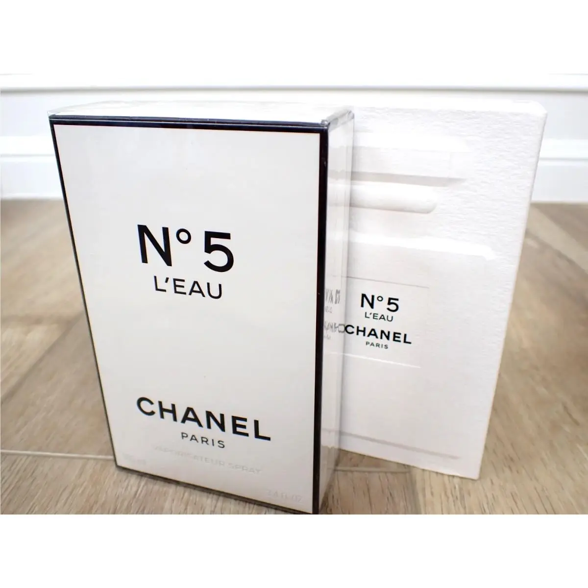 Chanel Paris NO 5 L`eau Spray 3.4 FL OZ Eau DE Toilette Perfume
