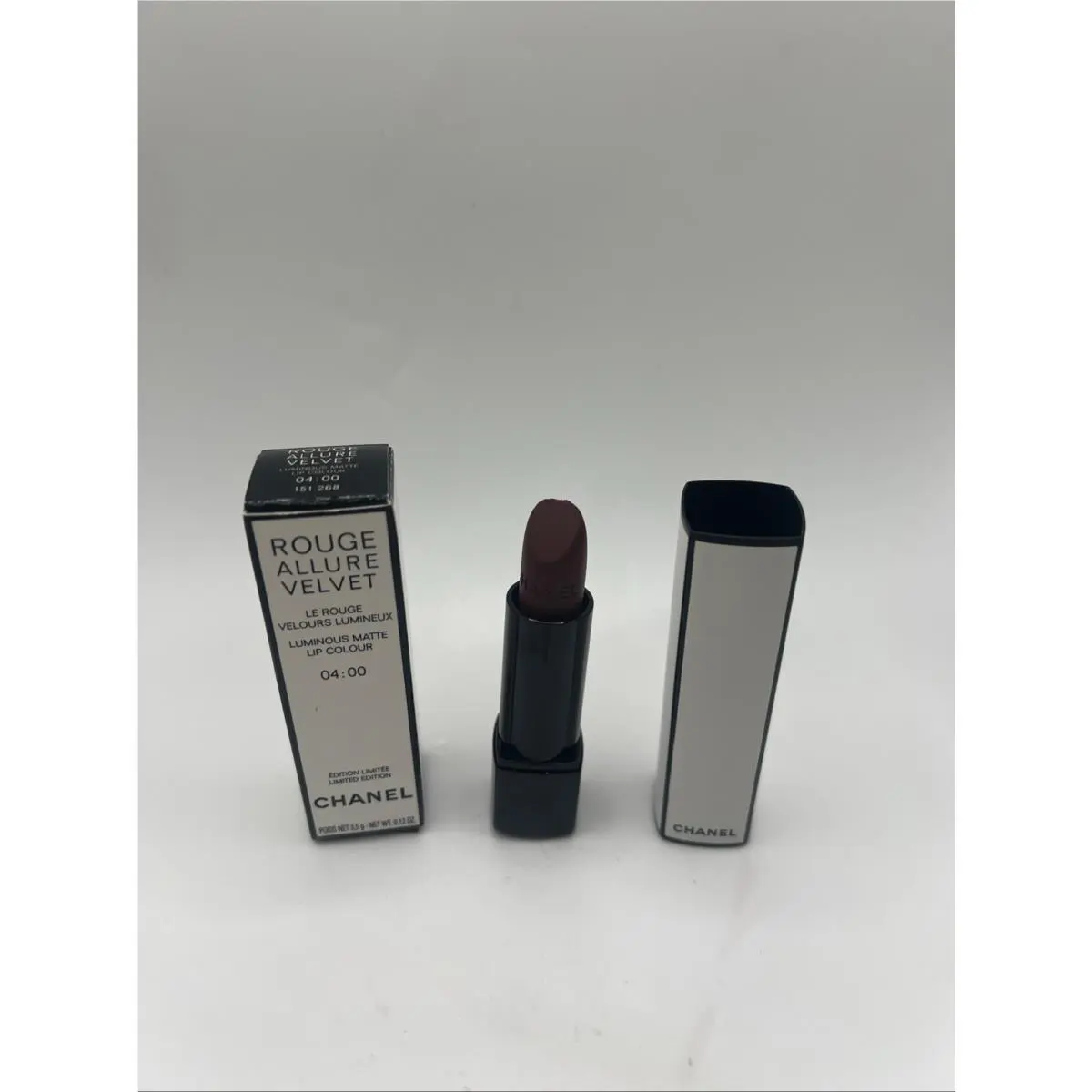Chanel Rouge Allure Velvet Luminous Matte Lip Colour 04:00