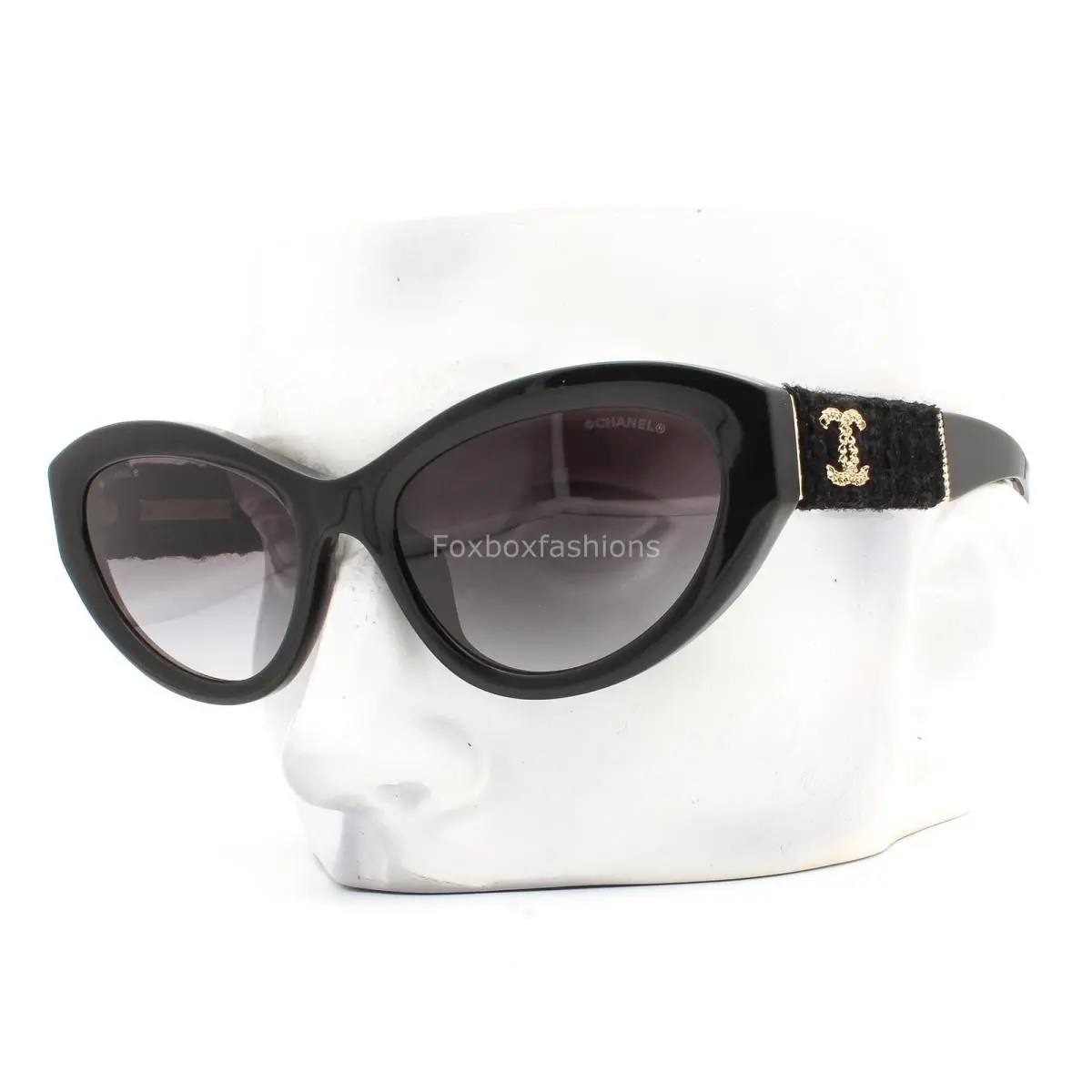 Chanel Sunglasses ch5513A 622/S6 Polished Black Tweed Gold CC Logo with Case