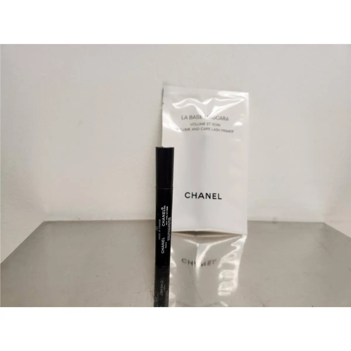 Chanel LA Base Mascara Volume Care Lash Primer Pack OF 12