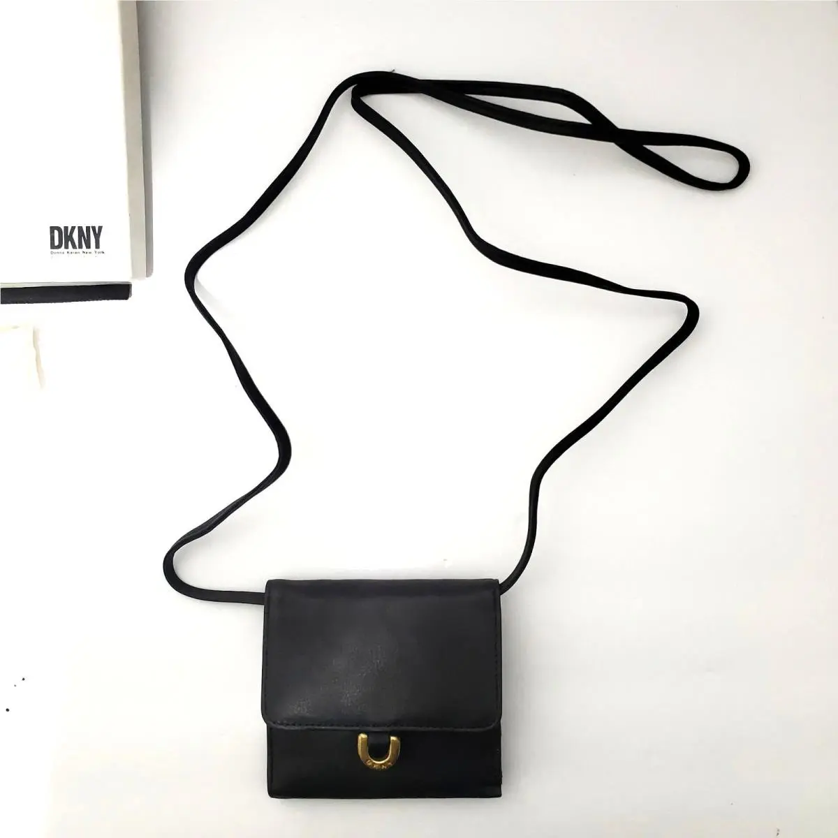 Vtg Dkny Mini Black Leather Trifold Wallet Purse Crossbody Snap Strap 4.25 x 5