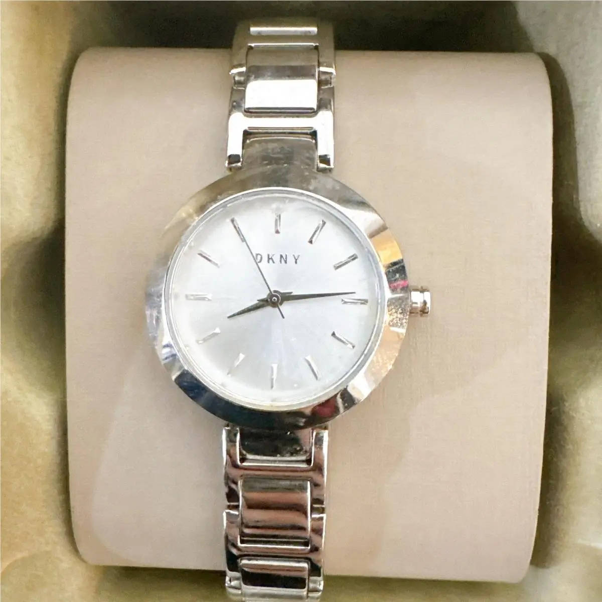 Dkny NY2398 Women`s Stanhope Silver-tone Stainless Steel Analog Quartz Watch