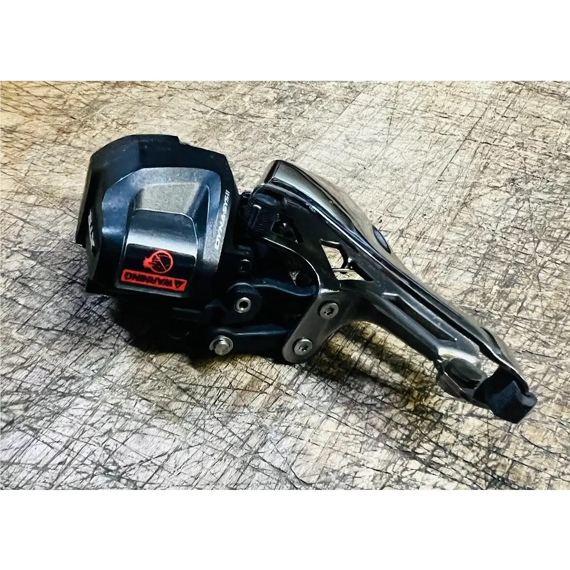 Shimano  - Shimano Di2 11 Speed - Speed - FD-M9070 - Black 6