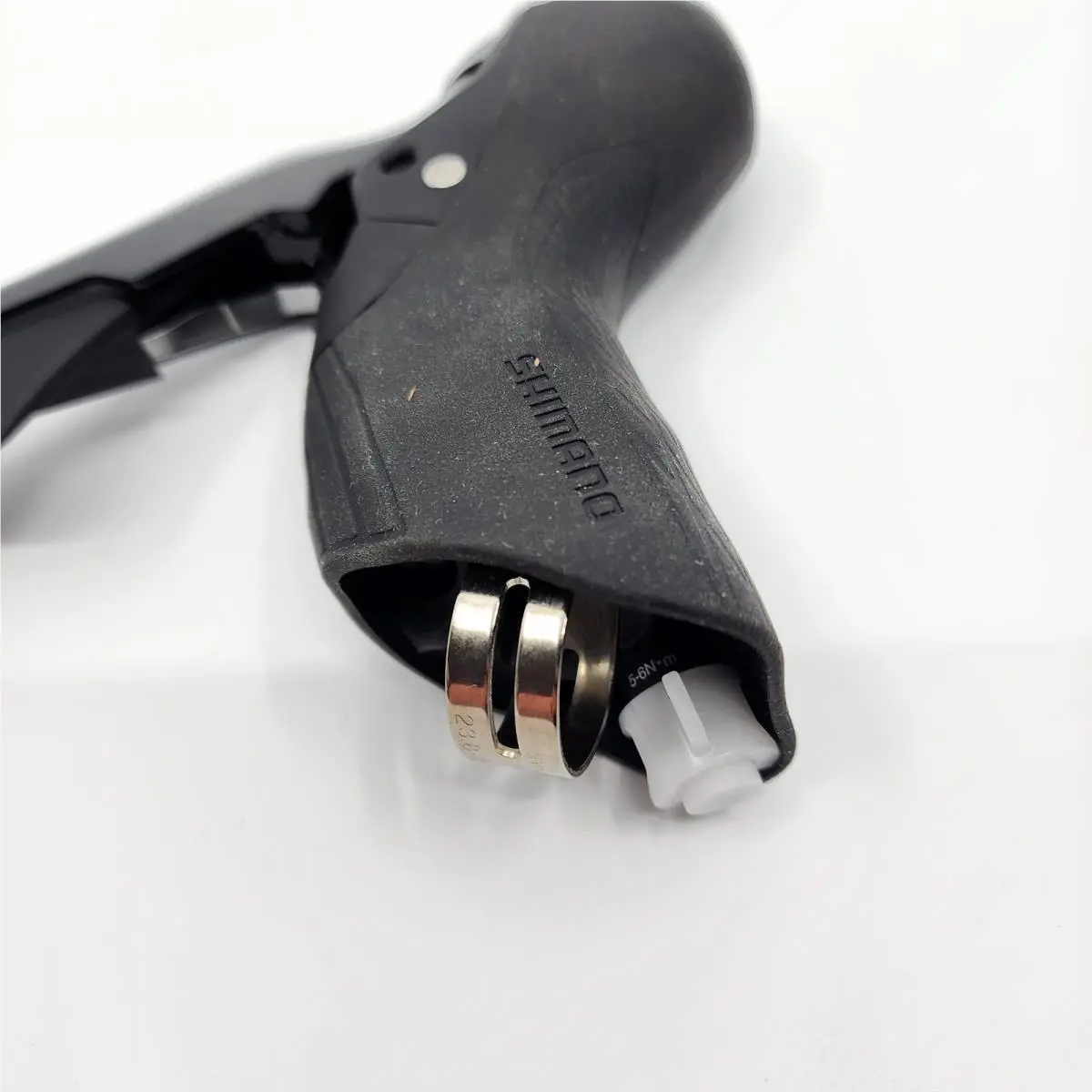 Shimano  - Shimano 105 ST-R7020 - ST-R7020 - Black 5