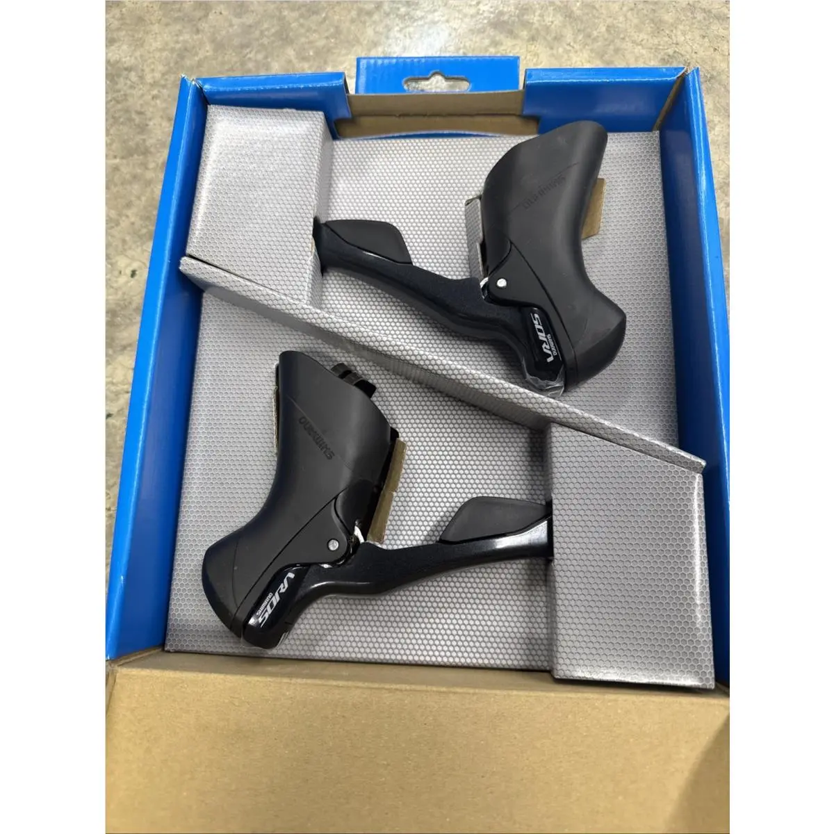 Shimano  - Shimano Sora STR3000 - Sora - Black (UPC: 689228416062) 0