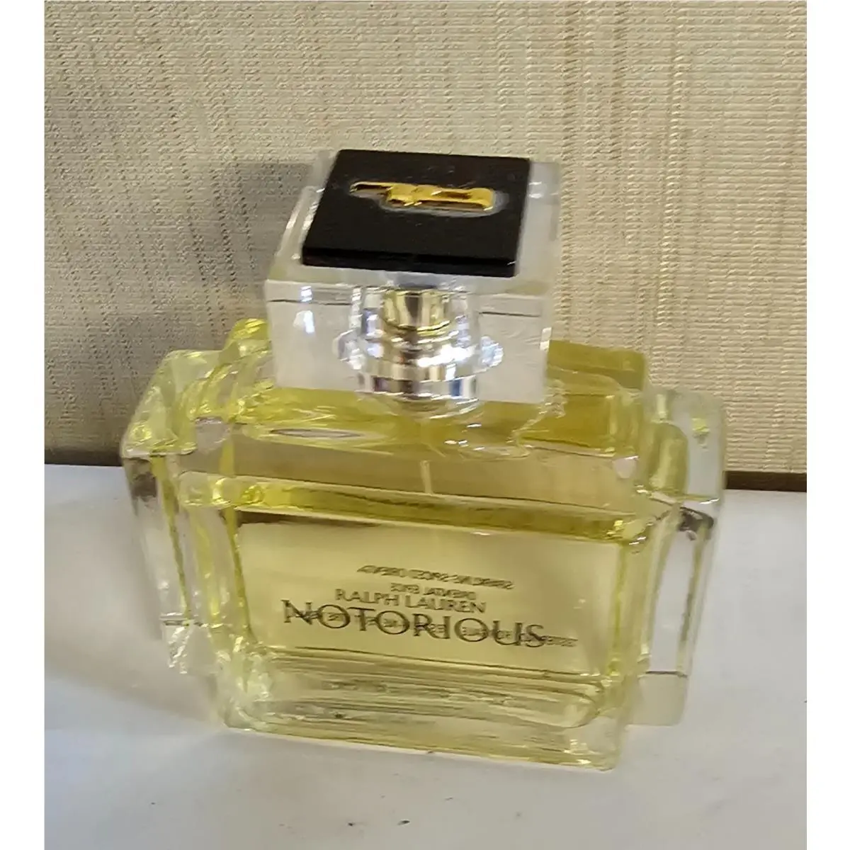 Notorious By Ralph Lauren Women Edp Spray 2.5 oz/75 ml Same As Picture