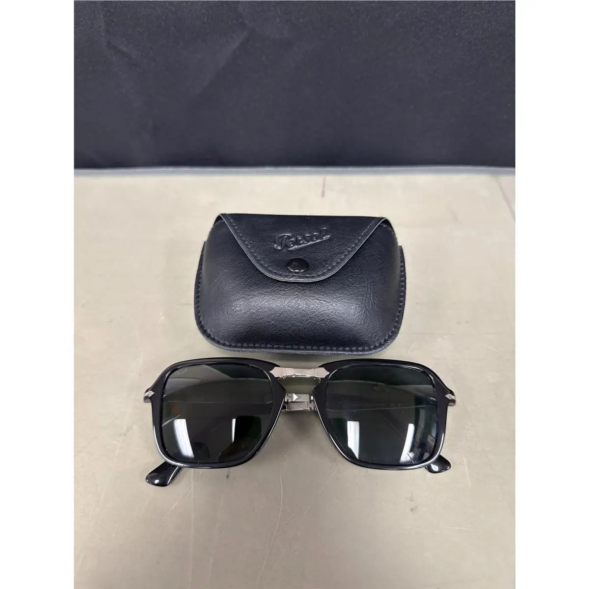 Persol 3330-S Black Frames 145/51-21 Green Lens