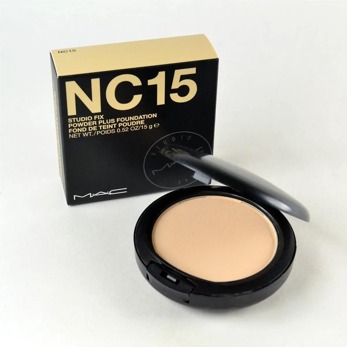 Mac Studio Fix Powder Plus Foundation NC15 - Full Size 0.52 Oz. / 15 g