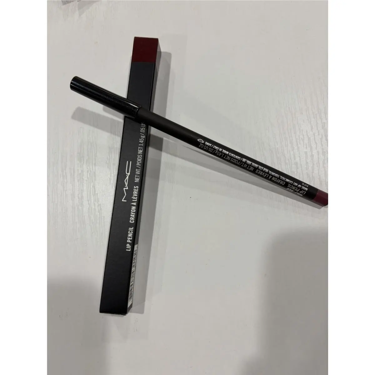Mac Red Lip Liner Pencil Half Red Lipliner 1.45g