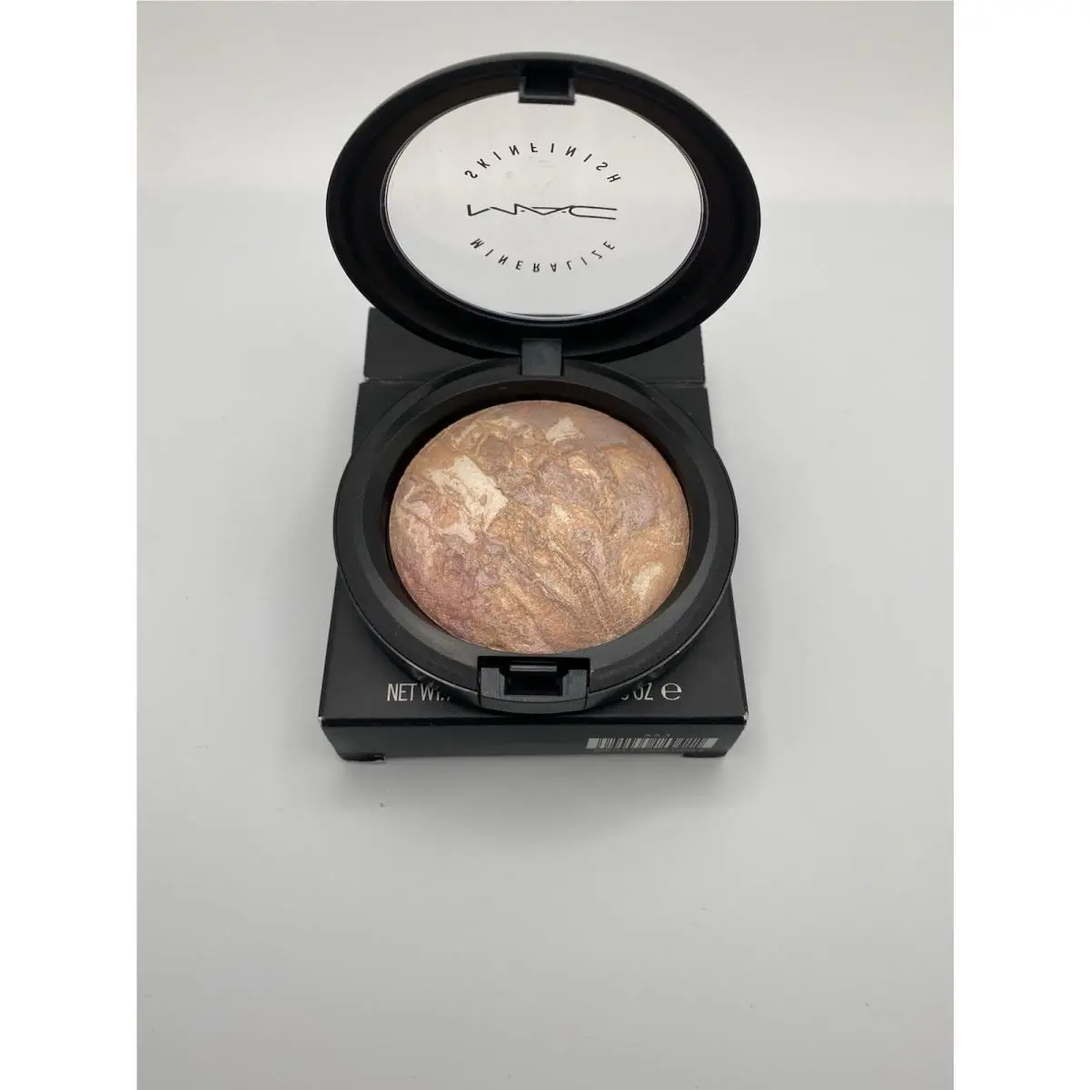 Mac Mineralize Skin Finish- Perfect Topping - Limited Edition Htf