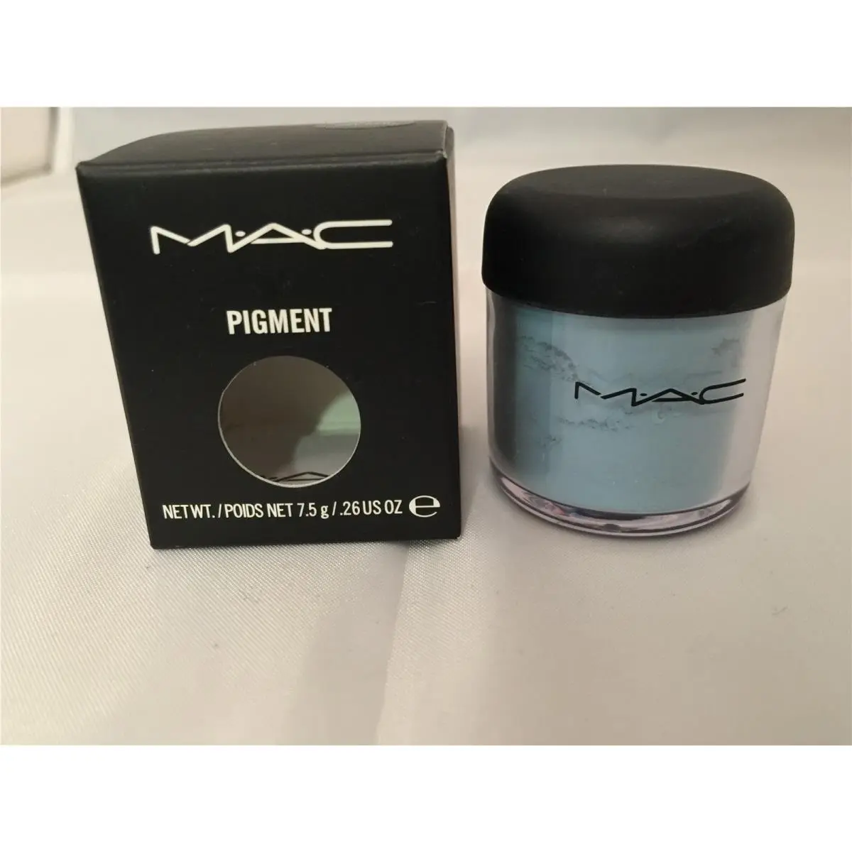 Mac Clear Sky Blue Pigment Eyeshadow Eyeshadow .26OZ/7.5G