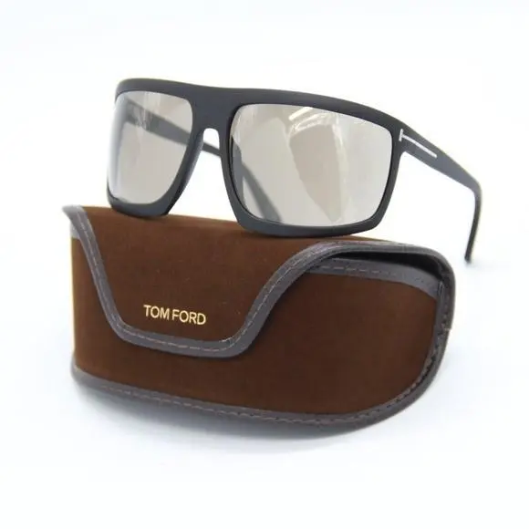 Tom Ford TF1066 02L Unisex Sunglasses Tom Ford FT1066/S 02L