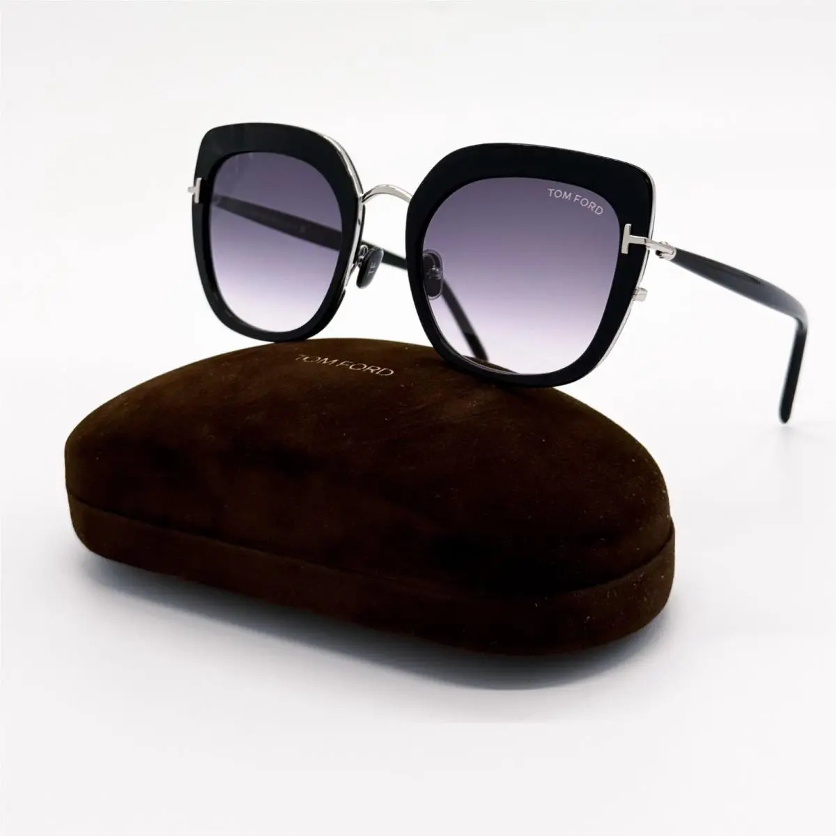 Tom Ford Virginia TF945 05B Sunglasses Black/gray Women FT0945/S Eyewear