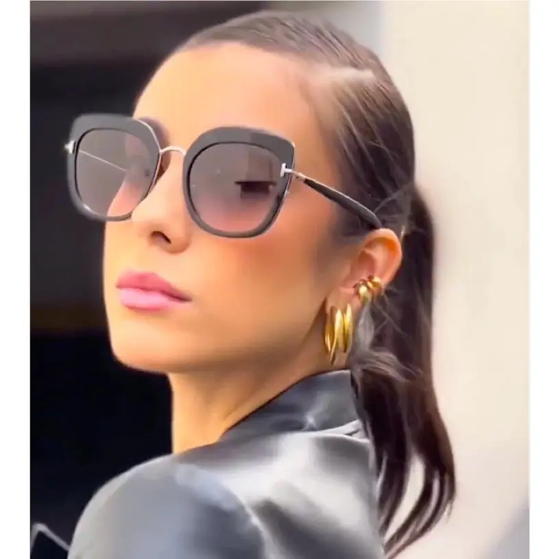 Tom Ford Virginia TF945 05B Women Black Sunglasses Tom Ford FT0945/S