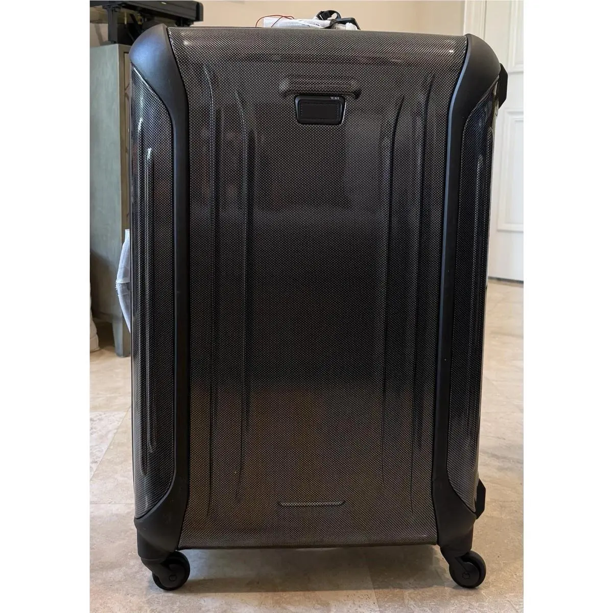 Tumi Vapor 30” Large Trip Packing Hardcase Spinner Luggage Black W/tag