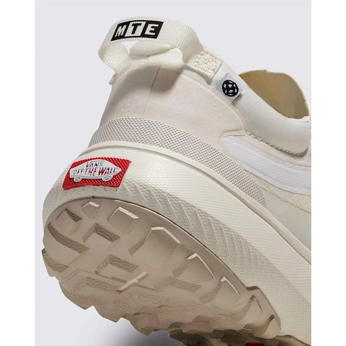 Vans shoes - VANS Crosspath - Crosspath - VN000CVUFS8 - White 4