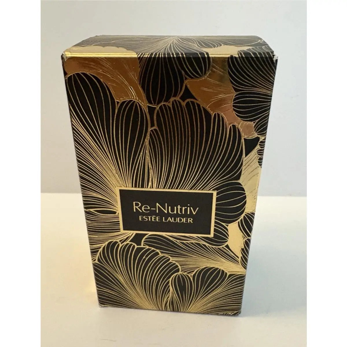 Estes Lauder Re-nutriv Extraordinary Beauty Ultimate Diamond Trio Set of 3