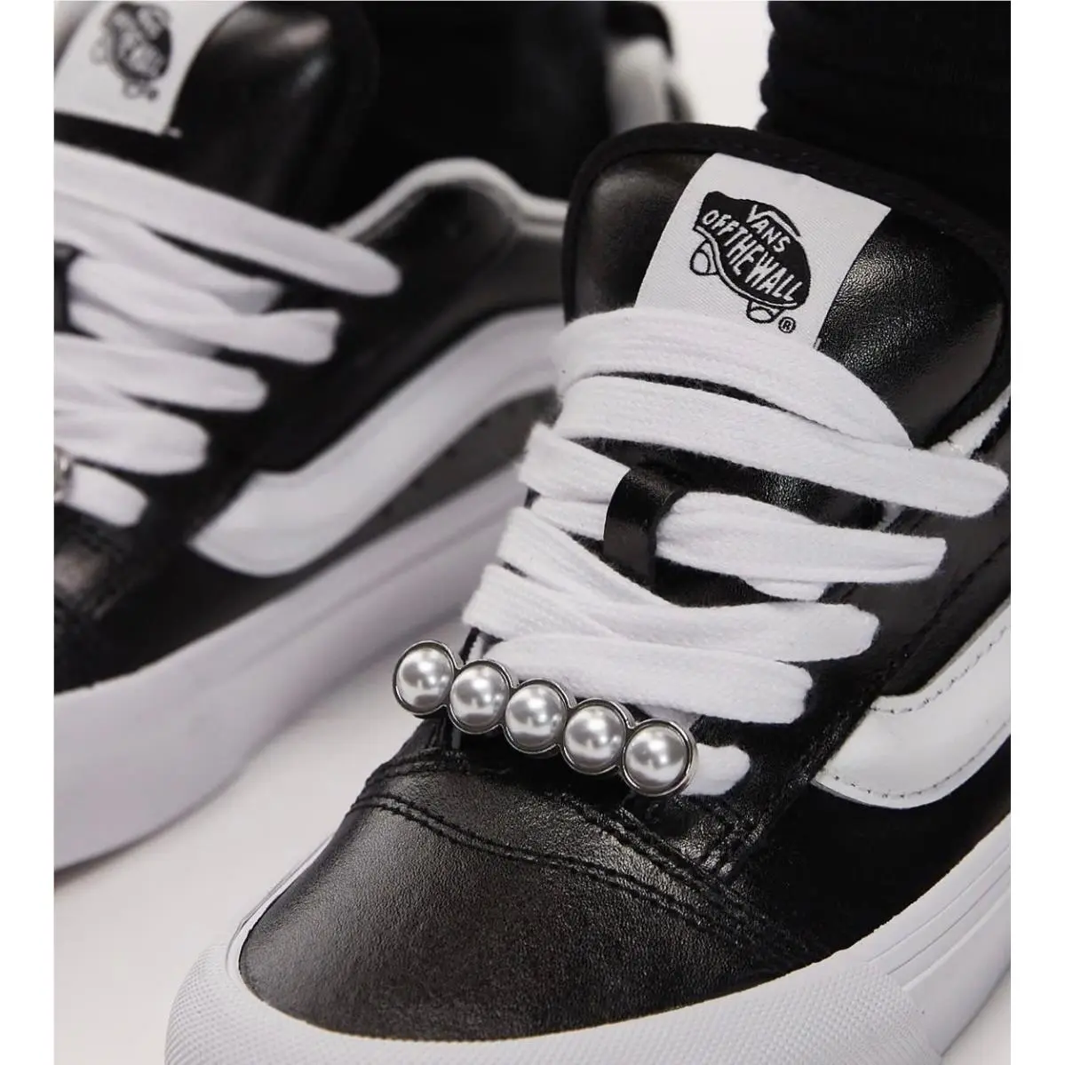 Vans shoes - BLACK/WHITE - VN000E9XCJK 0