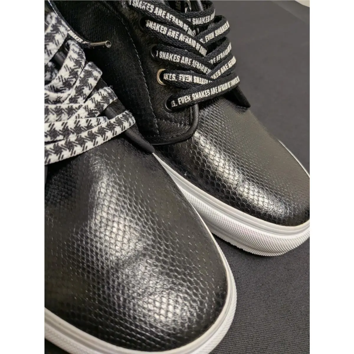 Vans shoes - VANS Chukka - Chukka - 6414199 105 - Black 2