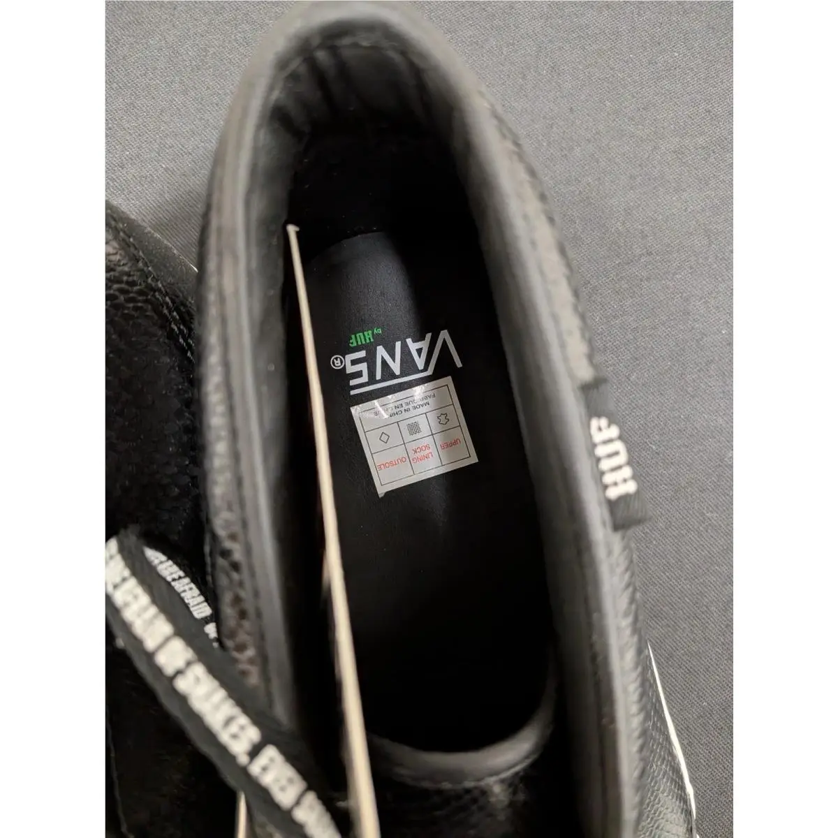 Vans shoes - VANS Chukka - Chukka - 6414199 105 - Black 7