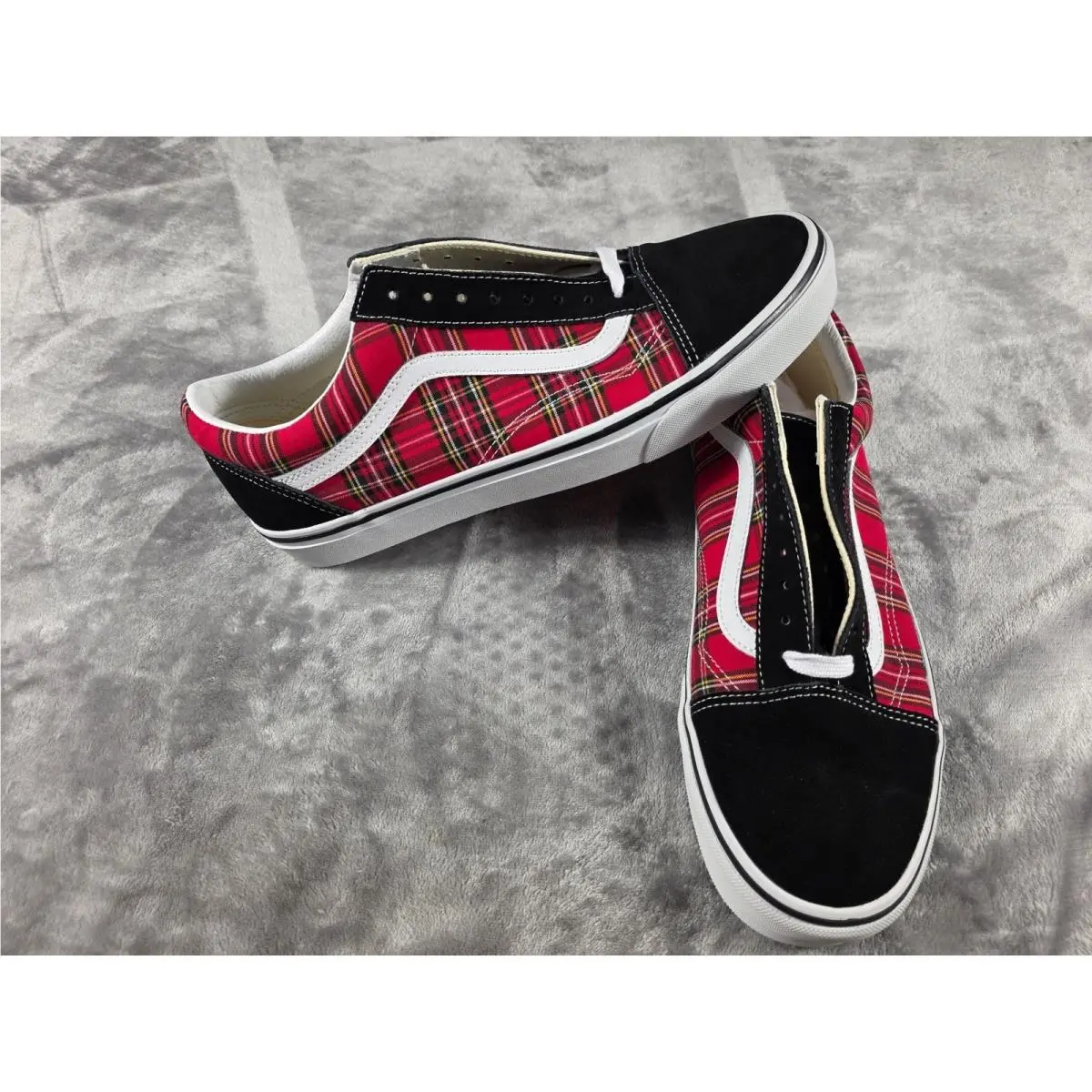Vans Old Skool Red Plaid Canvas Black Suede Low Top Sneakers Mens 11