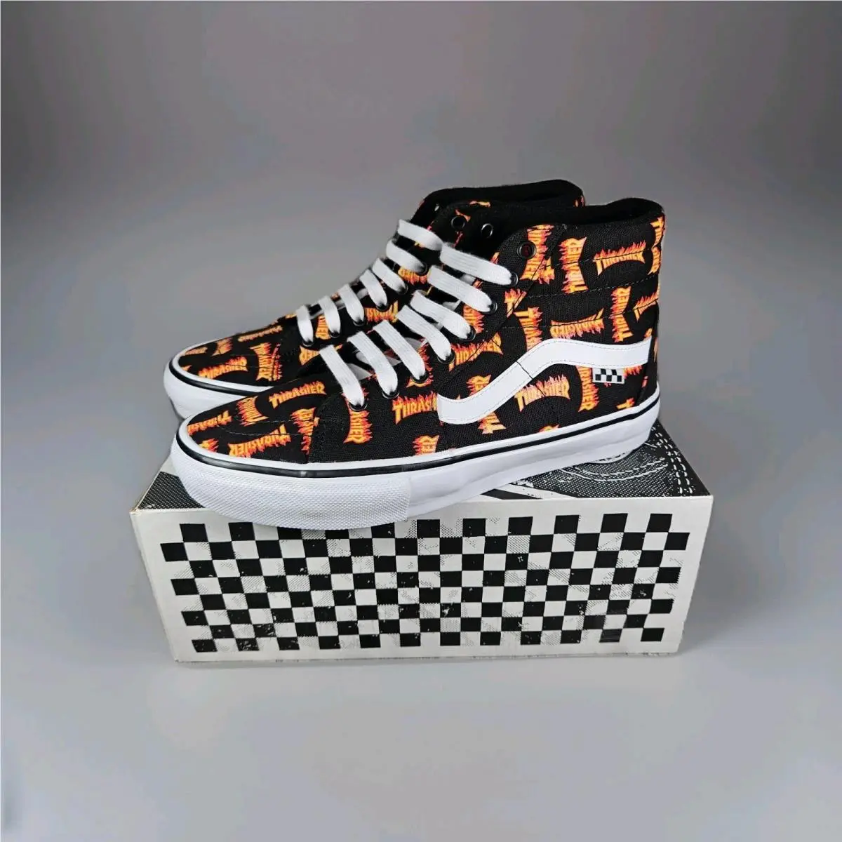 Vans Thrasher Shoes Mens Size 9 Flames Aop Classic High Top Skate Sneakers Retro