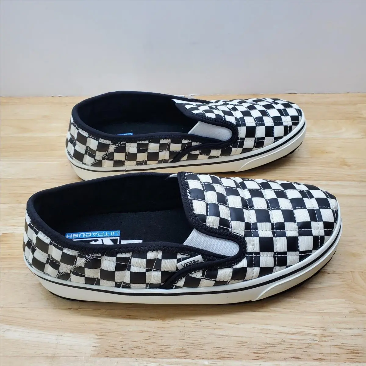 Vans shoes - VANS Slip-Er - VN0A4UWOIB8 - Black, Manufacturer: Black/Classic White 1