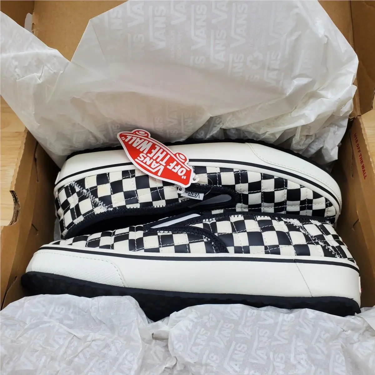 Vans shoes - VANS Slip-Er - VN0A4UWOIB8 - Black, Manufacturer: Black/Classic White 8
