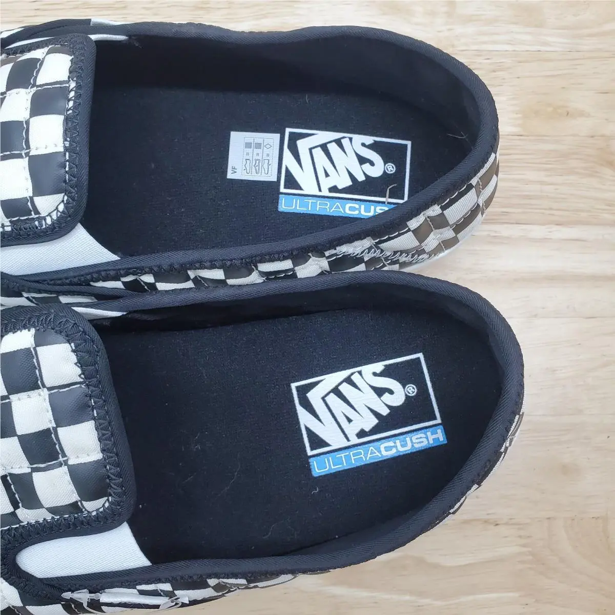 Vans shoes - VANS Slip-Er - VN0A4UWOIB8 - Black, Manufacturer: Black/Classic White 5