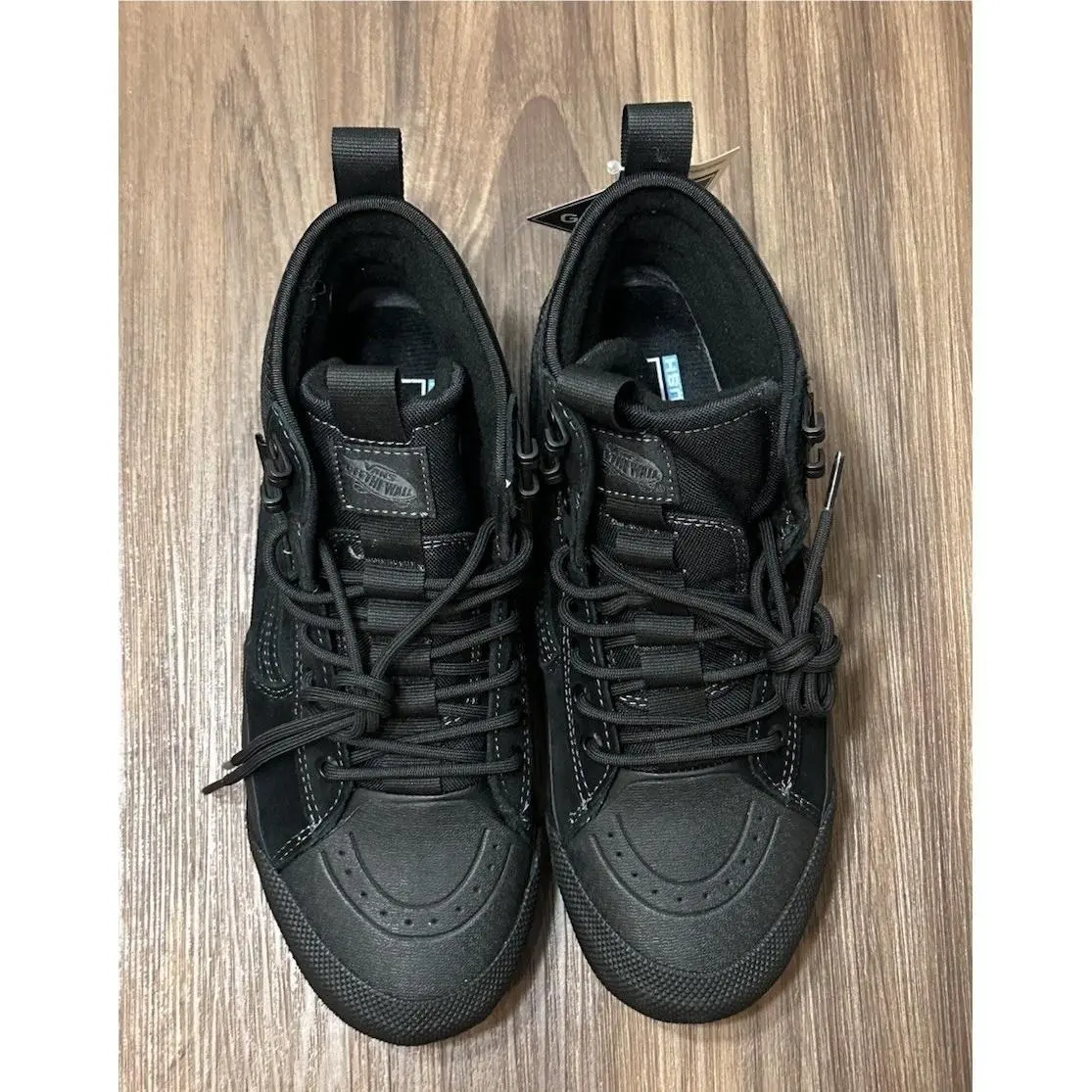Vans shoes - VANS Sk8-Hi Mte - Mte - VN000CVS1OJ - Black 3