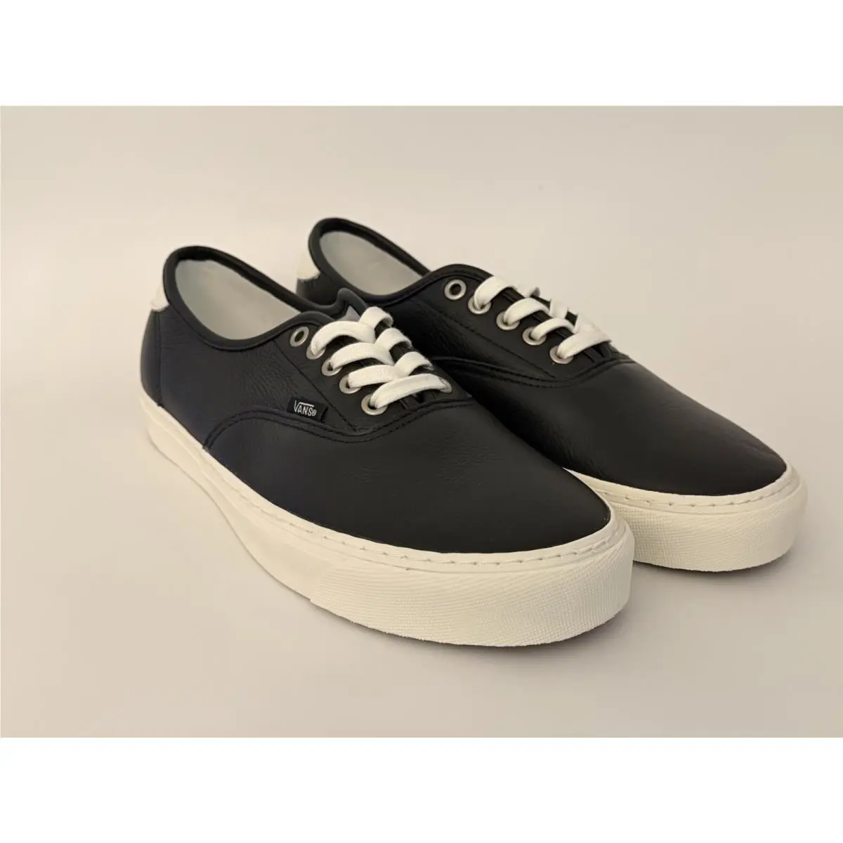 Vans Authentic Lux Black Leather VN000CZKBLK Men Size 9